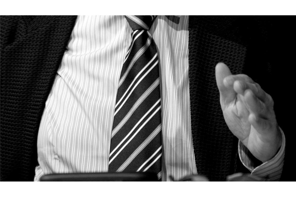 Der Schauspieler Peter Sattmann während einer Probe zum Theaterstück "Love Letters" im Schlosspark Theater in Berlin im Jahr 2009. (Archivbild).