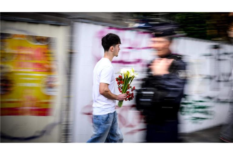 Der Schock an der Schule im französischen Nantes nach einer Messerattacke ist groß.