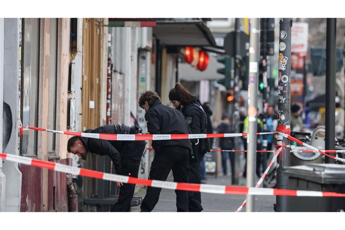 Mann in Köln durch Schuss verletzt - Täter flüchtig Der Schütze ist weiter flüchtig.