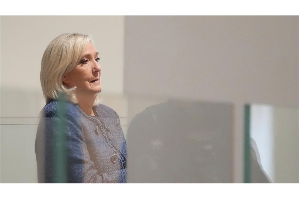 Warum nicht einmal Le Pens Gegner über das Urteil jubeln Der Schuldspruch durchkreuzt Le Pens Pläne einer erneuten Präsidentschaftskandidatur, bei der ihr - nach heutiger Stimmungslage - gute Chancen eingeräumt wurden.