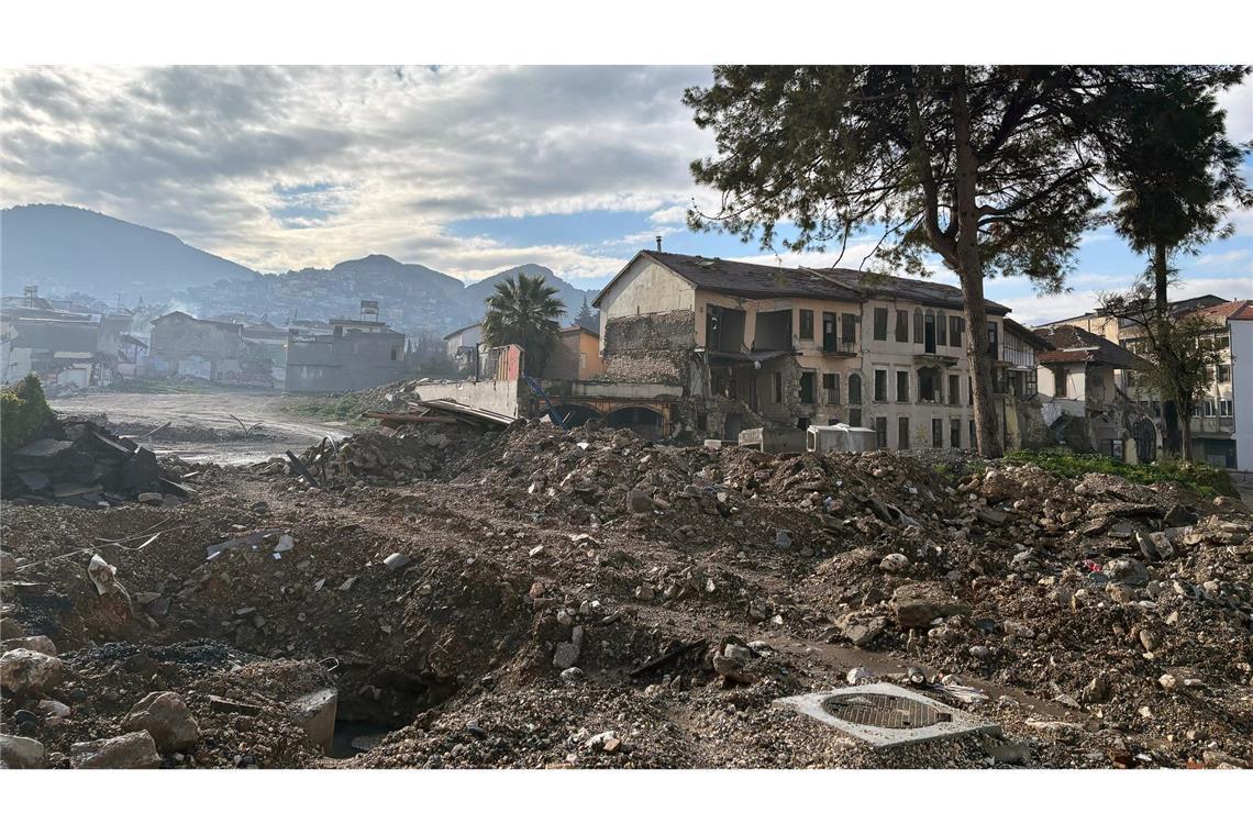 Der Schutt wurde abgetragen, der Wiederaufbau muss noch warten.