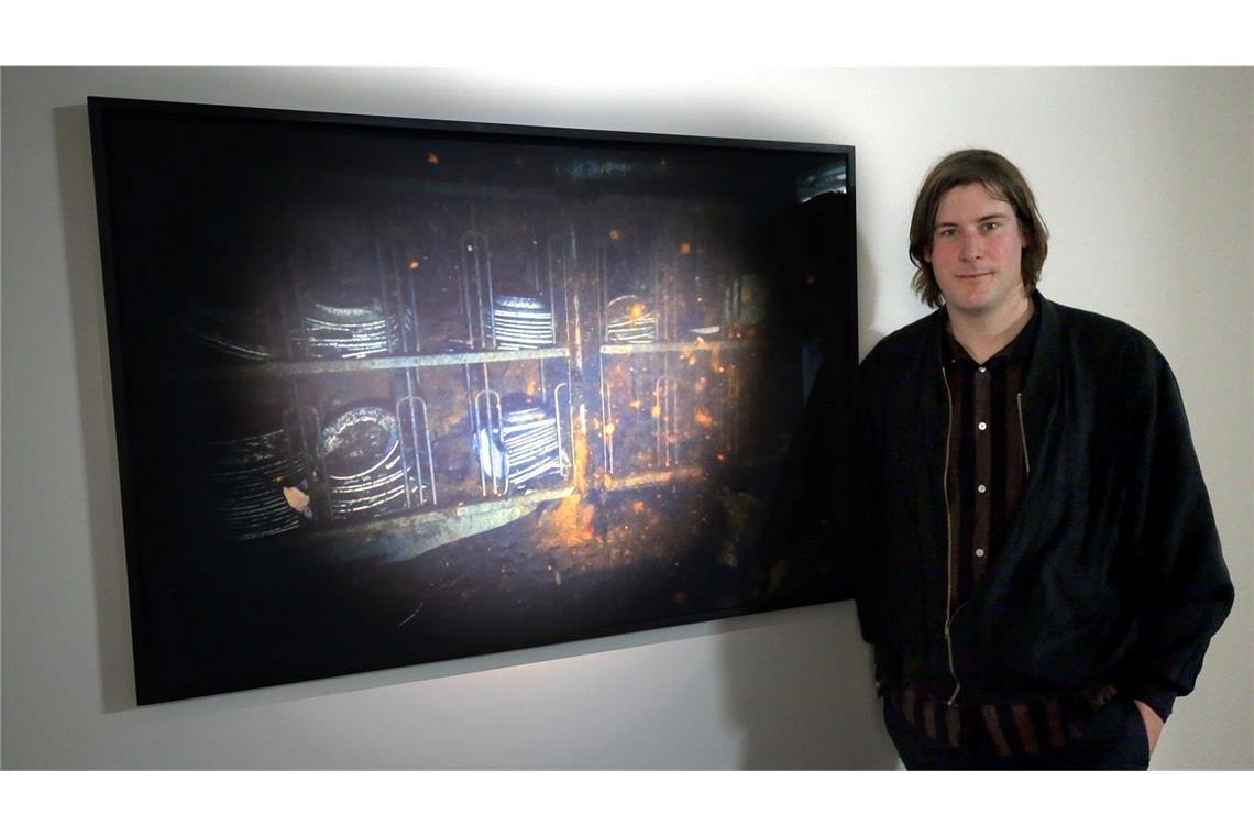 Der schweizerische Künstler Julian Charrière ist laut Kunstkompass einer der "Stars von morgen".