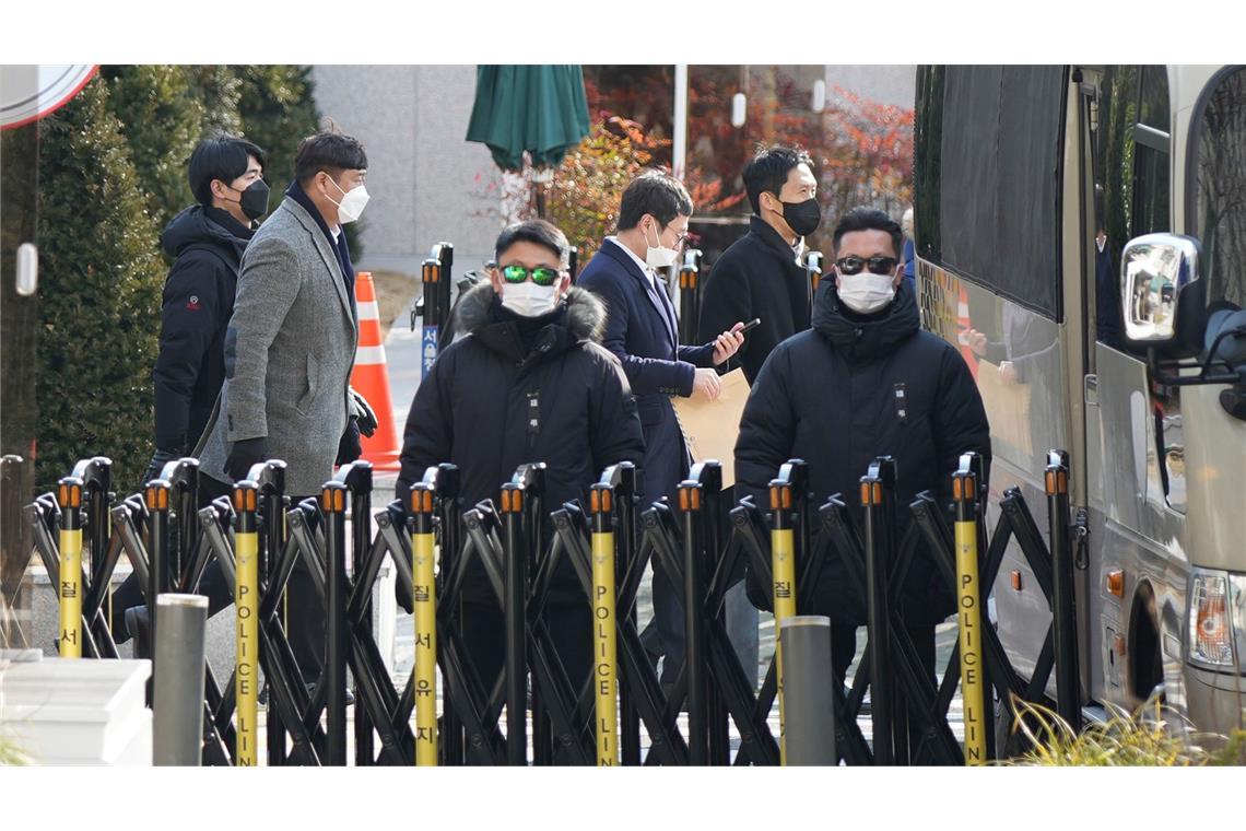 Sicherheitsleute von Südkoreas Präsident verpassen Vorladung Der Sicherheitsdienst hatte die Ermittler nicht zum Präsidenten vorgelassen.