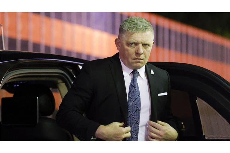 Der slowakische Ministerpräsident Robert Fico will, dass sein Land kompensiert wird, sollten die EU-Sanktionen zu wirtschaftlichen Schäden in der Slowakei führen. (Archivbild)