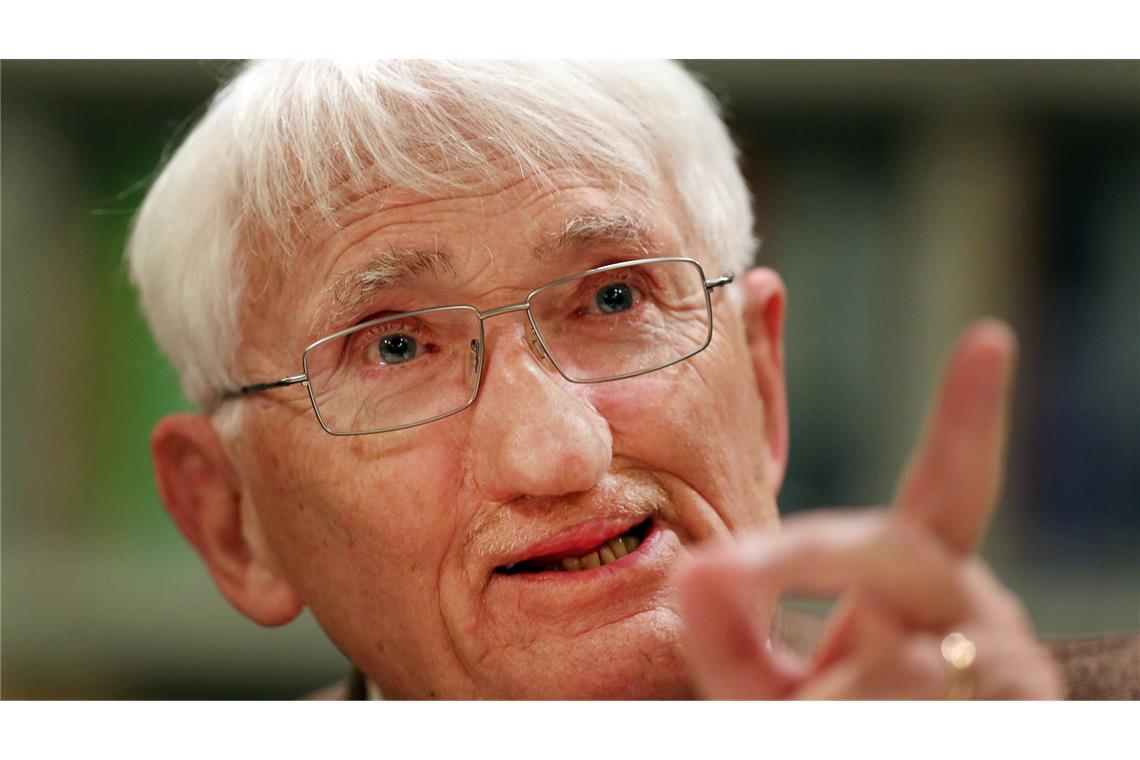 Der Sozialphilosoph Jürgen Habermas warf Ernst Nolte 1986 im Historikerstreit vor, die Singularität des Holocaust infrage zu stellen.(Archivbild)