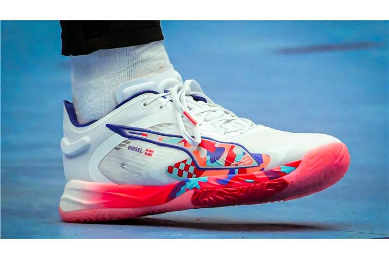 Der Sportartikelhersteller Puma ist tief in die Verlustzone gerutscht. (Symbolbild)