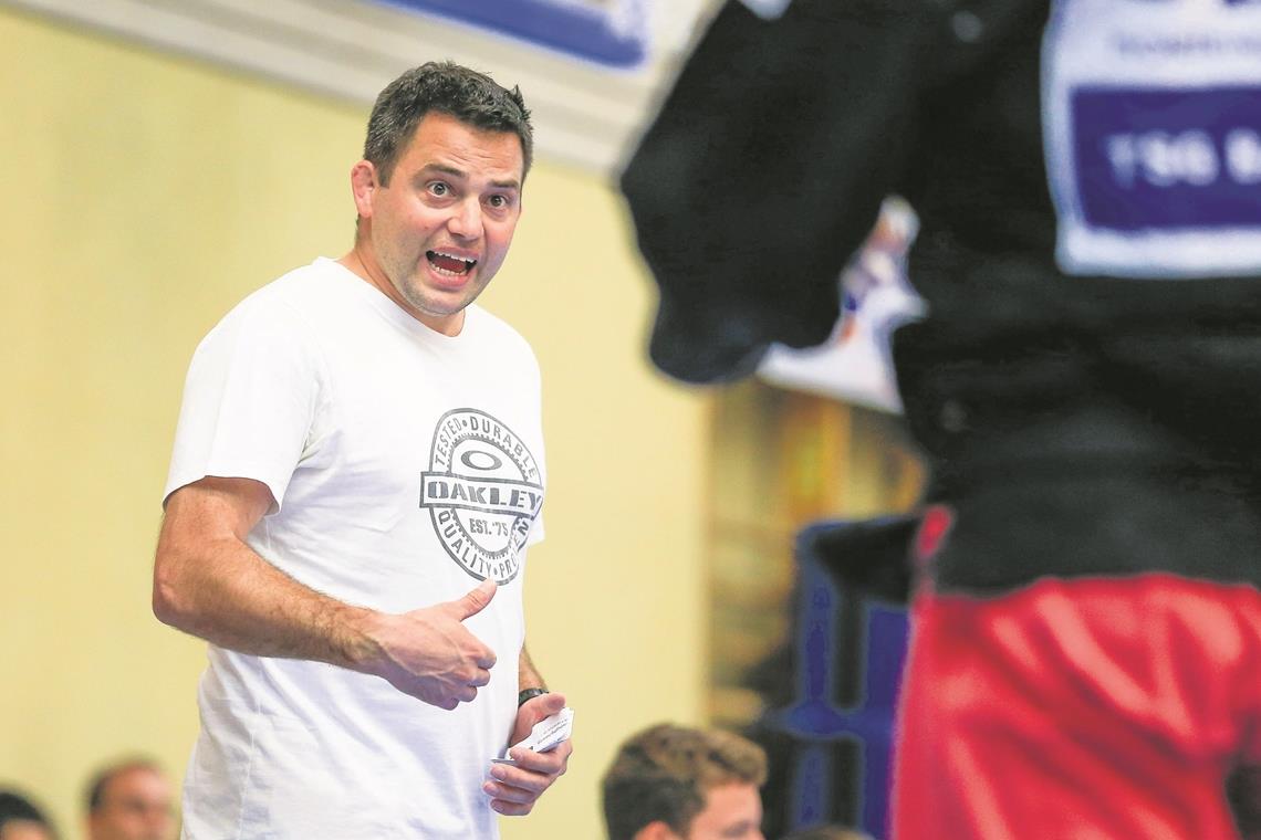 Der sportliche Leiter und Trainer Jens Holderle wird mit dem Frauen- und Männerteam beim Bundesliga-Turnier starten. Foto: A. Becher