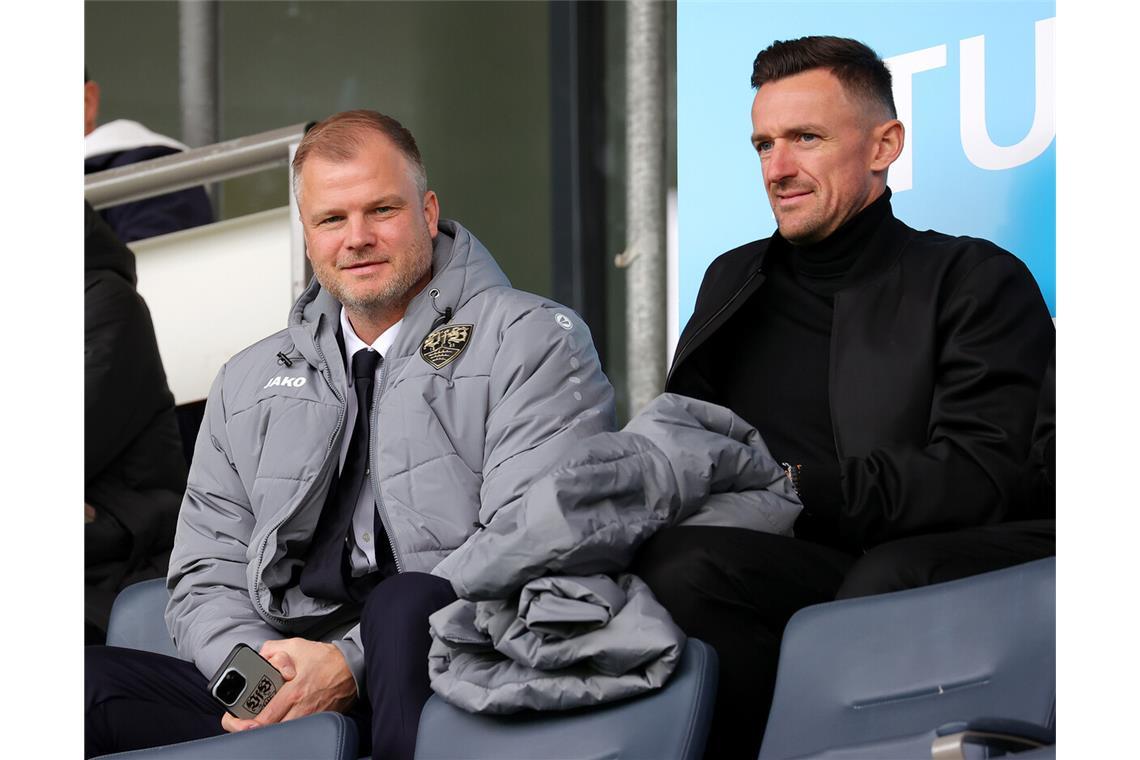 Gesucht: eine Führungskraft fürs defensive Mittelfeld Der Sportvorstand Fabian Wohlgemuth (li.) und sein Sportdirektor Christian Gentner halten nach einer Verstärkung für die Position vor der Viererkette Ausschau.