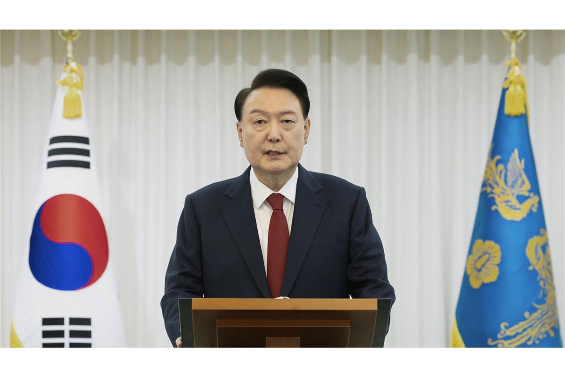 Festgenommener Präsident Yoon verweigert erneut Aussage Der südkoreanische Präsident Yoon Suk Yeol verweigerte erneut eine Aussage zu den Vorwürfen. (Archivbild)