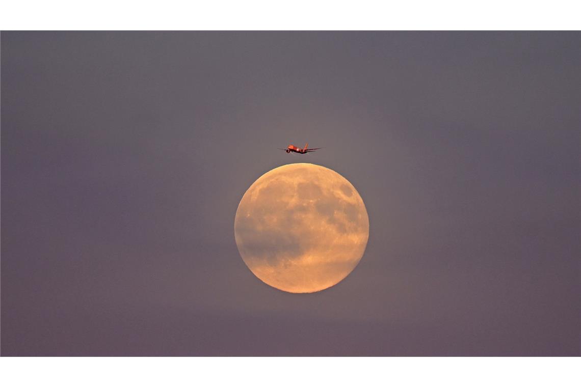 Der Supermond über Leipzig