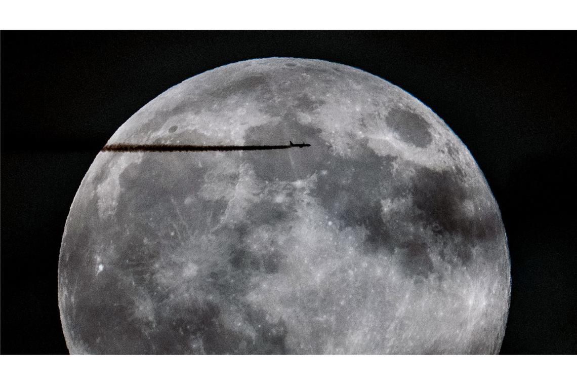 Der Supermond über Wien