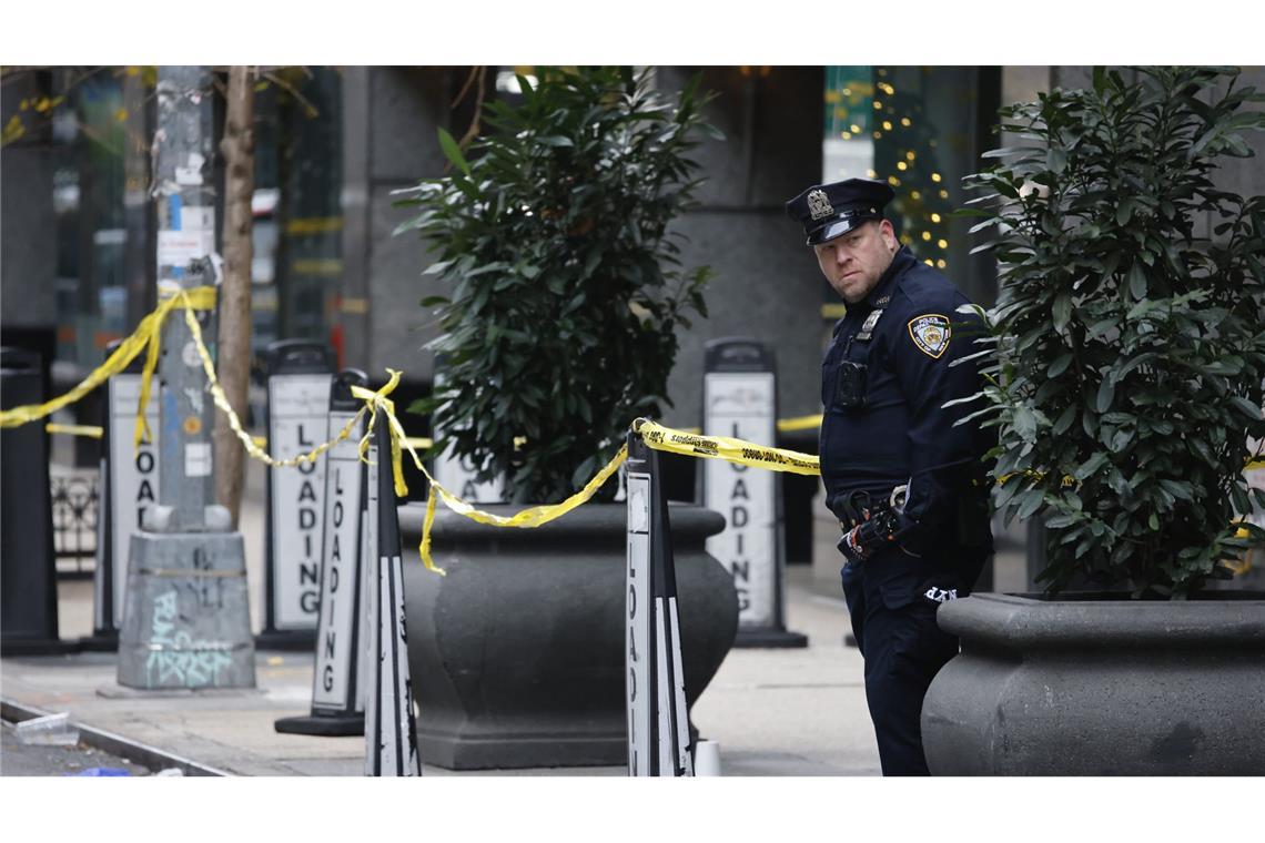 CEO von Versicherung mitten in New York erschossen – Tat gefilmt Der Tatort liegt mitten in Manhatten.