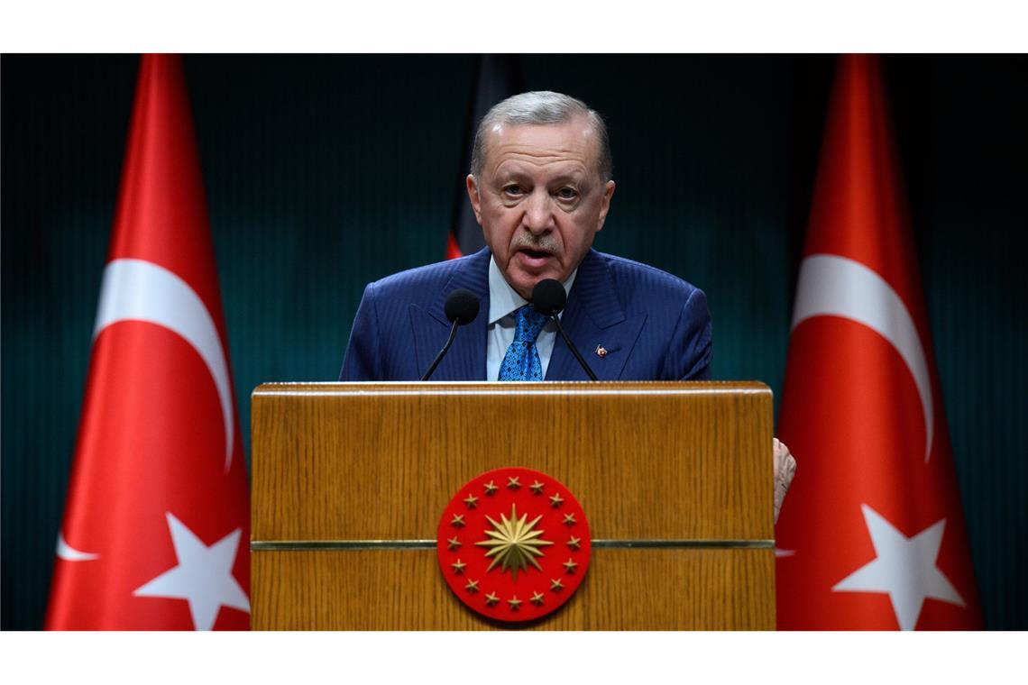 Erdogan erstattet Anzeige gegen CHP-Chef Özel wegen Beleidigung Der türkische Präsident Recep Tayyip Erdogan