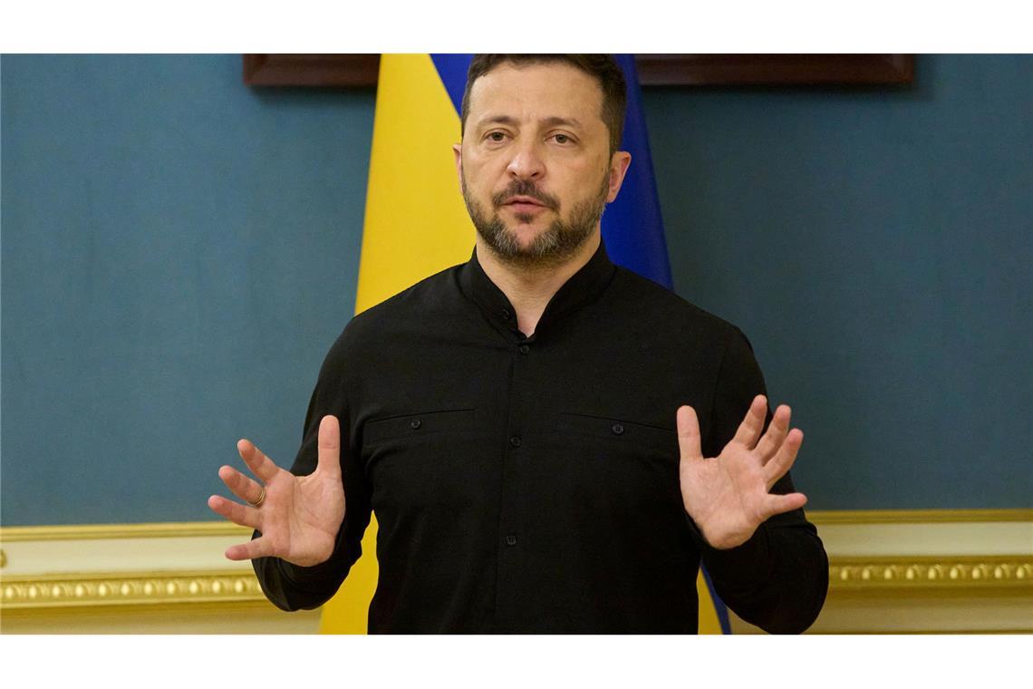 Trump kündigt Ukraine-Gespräch an - ohne Druck auf Putin? Der ukrainische Präsident Selenskyj lehnt Russlands Forderungen ab.