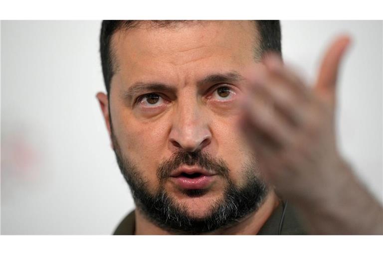 Der ukrainische Präsident Wolodymyr Selenskyj hat Russland eine Teilwaffenruhe für Angriffe auf Energieanlagen angeboten. (Archivbild)