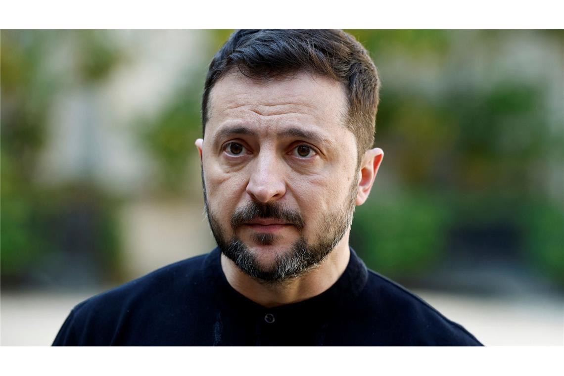 Selenskyj schlägt neue Feuerpause für zivile Objekte vor Der ukrainische Präsident Wolodymyr Selenskyj schlägt vor, für mindestens 30 Tage keine zivilen Objekte mit Drohnen, Raketen oder Marschflugkörpern anzugreifen. (Archivbild)