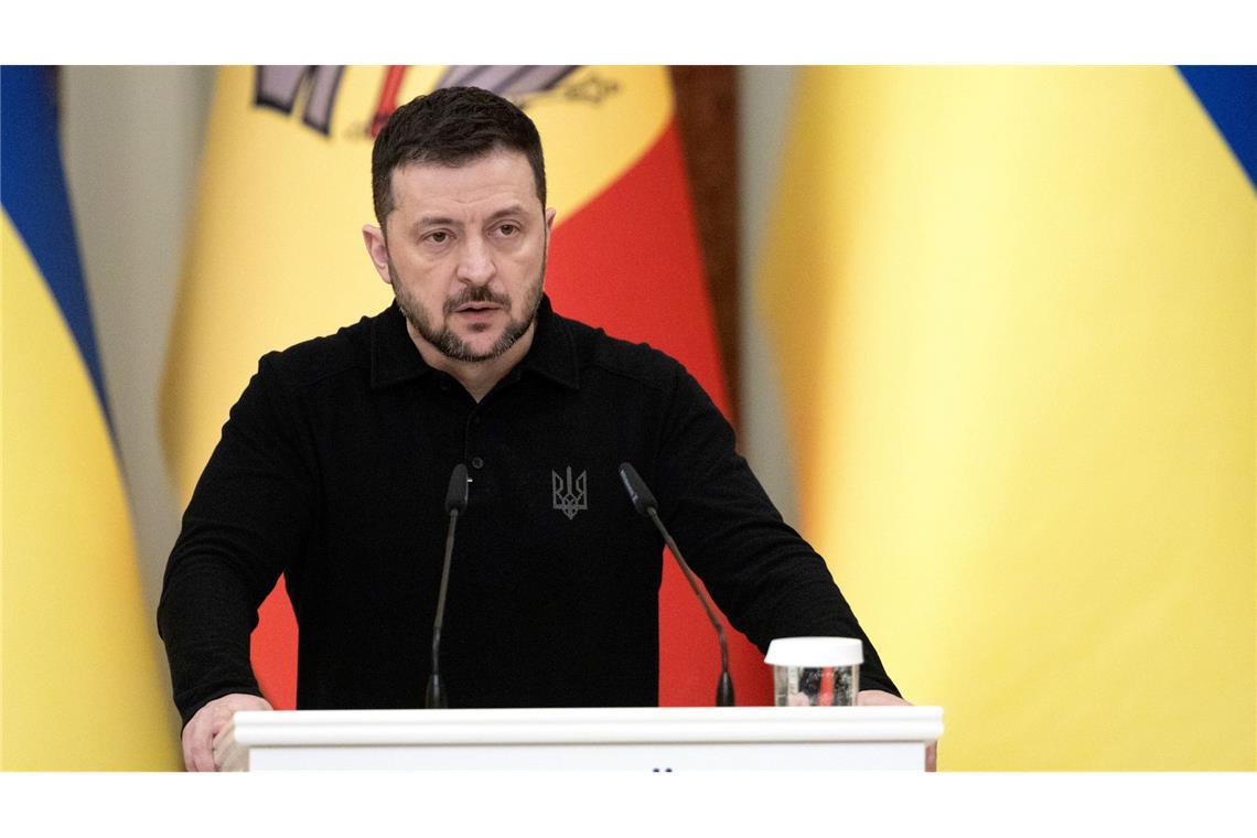 Selenskyj fordert Zugriff auf russisches Vermögen im Westen Der ukrainische Präsident Wolodymyr Selenskyj will mehr Zugriff auf die im Westen eingefrorenen Milliarden aus russischem Staatsvermögen. (Archivbild)
