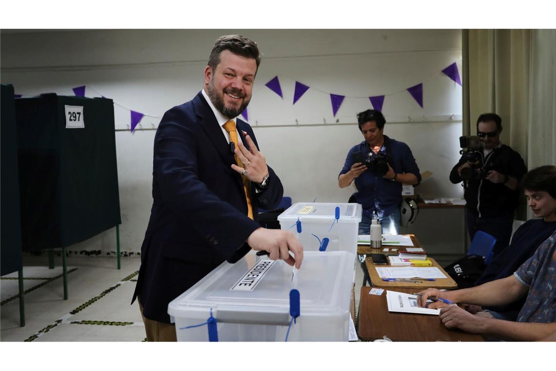 Der ultrarechte Bewerber Kaiser erzielte aus dem Stand einen Achtungserfolg.