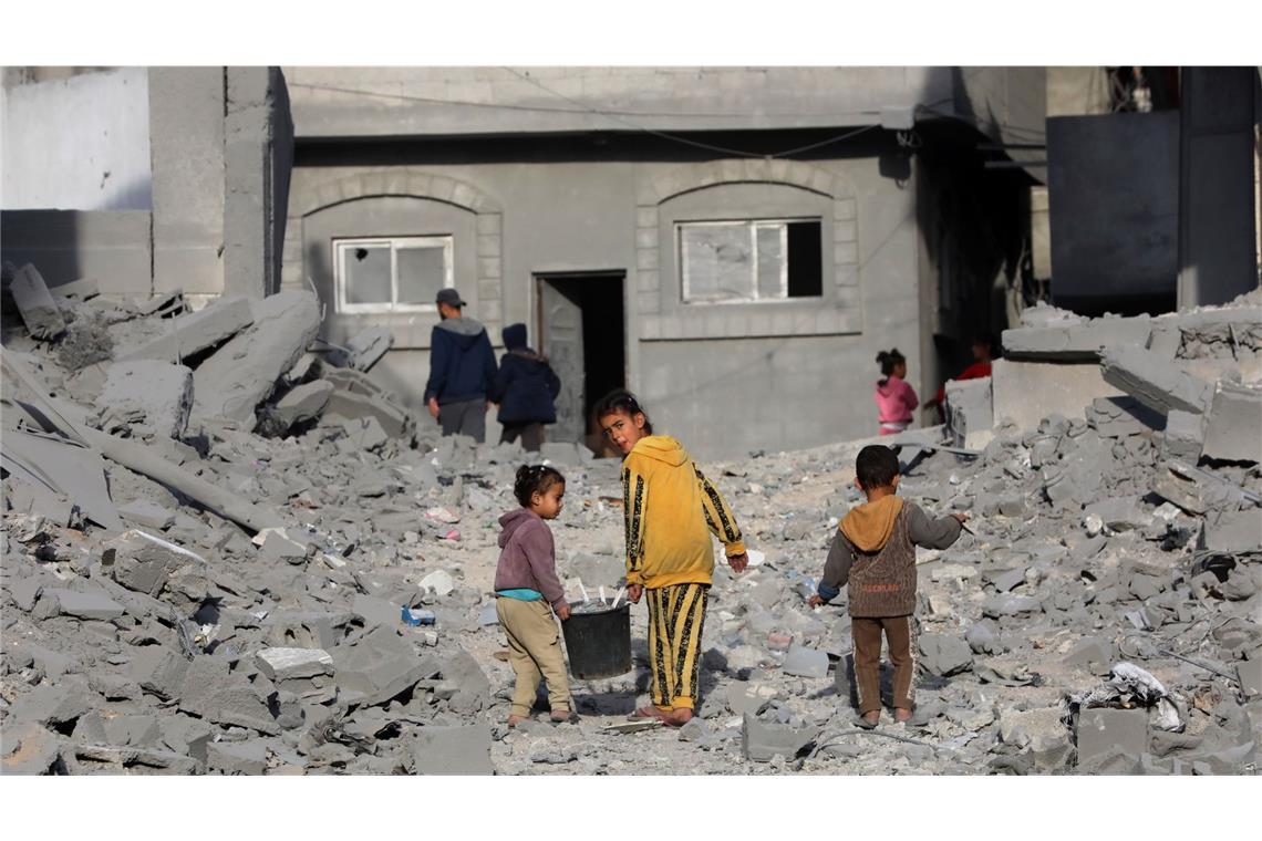 Blinken sieht „ermutigende Anzeichen“ für Waffenruhe im Gazastreifen Der US-Außenminister sieht Anzeichen für eine Waffenruhe in Gaza. (Archivbild von Kindern in Gaza)