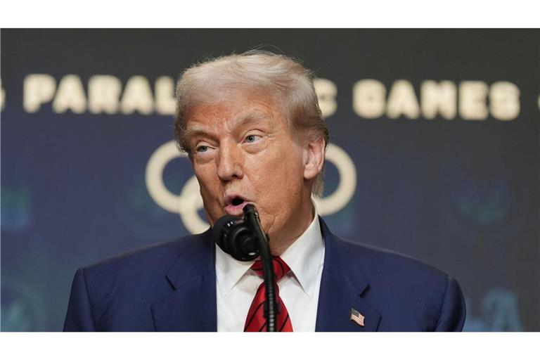 Der US-Präsident zeigte direkt einen Weg auf, wie man die Zölle umgehen kann.