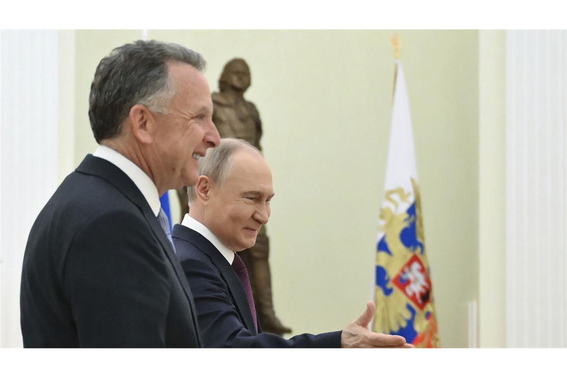 Kreml: Putin und Witkoff haben Gespräche mit Ukraine erörtert Der US-Sondergesandte Steve Witkoff zu Besuch im Kreml.