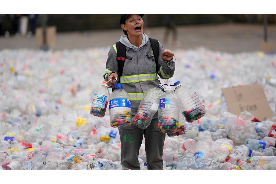UN-Vertrag gegen Plastikmüll auf Messers Schneide Der Vertrag soll auch das Recyceln von Plastikprodukten stärken. (Archivbild)