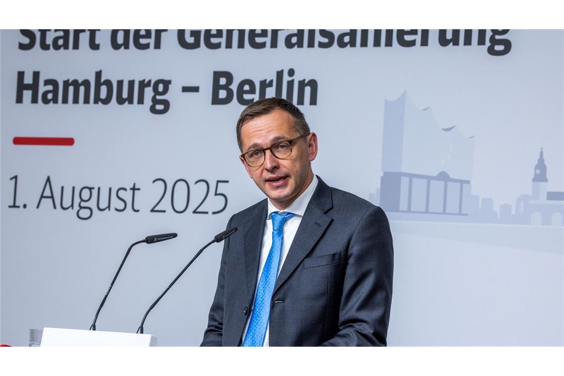 Größtes Bahn-Sanierungsprojekt in Deutschland gestartet Der Vordstandsvorsitzende der DB Infrago, Philipp Nagl, nennt die Generalsanierung einen "echten Kraftakt".