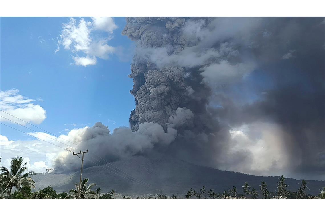 Vulkan Lewotobi Laki-Laki in Indonesien erneut ausgebrochen Der Vulkan macht Experten zunehmend Sorge.