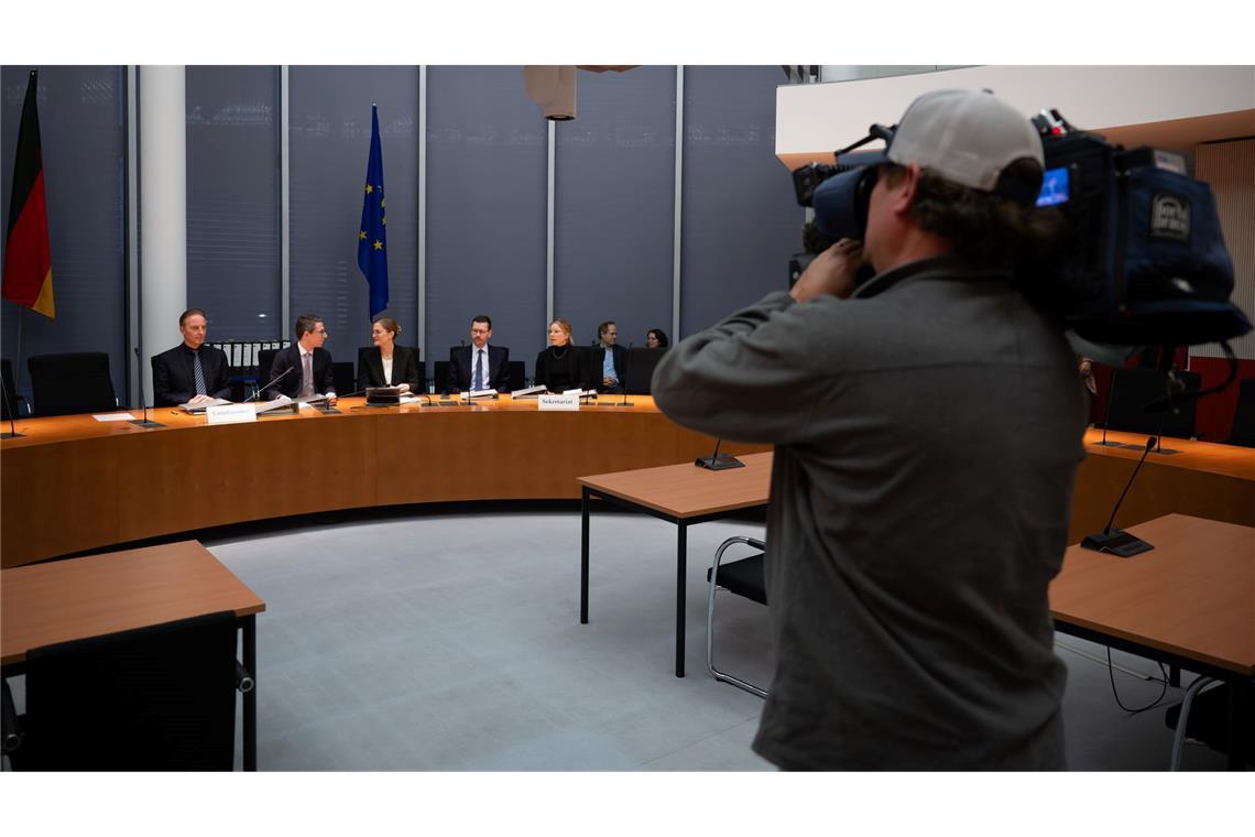 Ausschuss: Bundestagswahl muss nicht neu ausgezählt werden