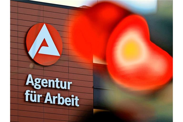 Der Weg auf den Arbeitsmarkt beschleunigt sich für Migranten, wenn sie die deutsche Sprache beherrschen.