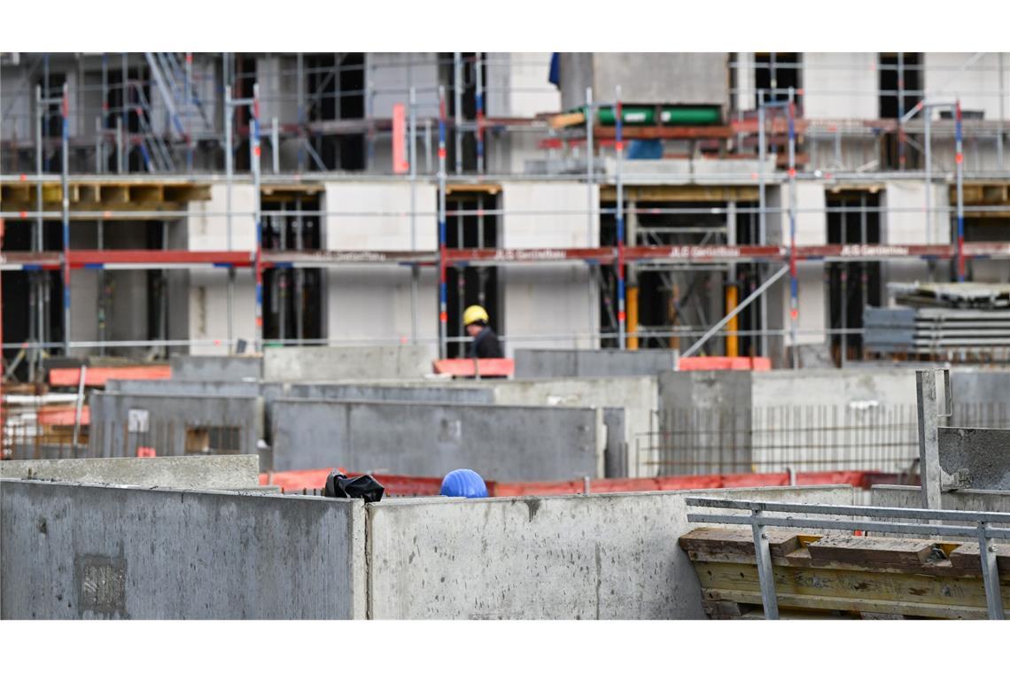 Studie: Bundesweit fehlen eine halbe Million Wohnungen Der Wohnungsbau in Deutschland kommt seit Jahren nicht ausreichend voran. (Archivbild)