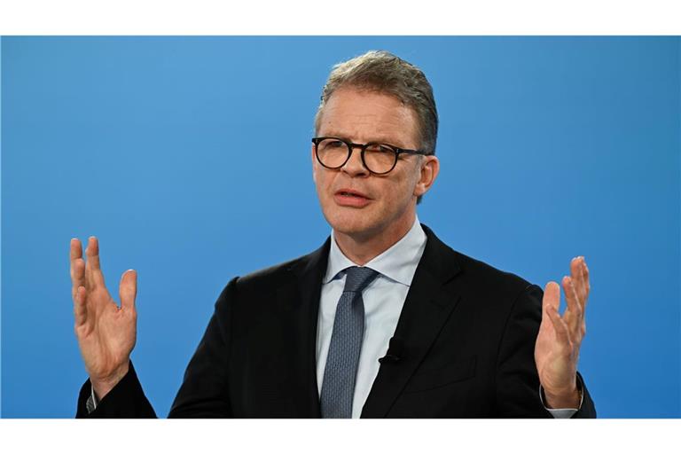 Deutsche-Bank-Chef Sewing setzt auf mehr privates Kapital für den Ausbau der Infrastruktur (Archivbild)