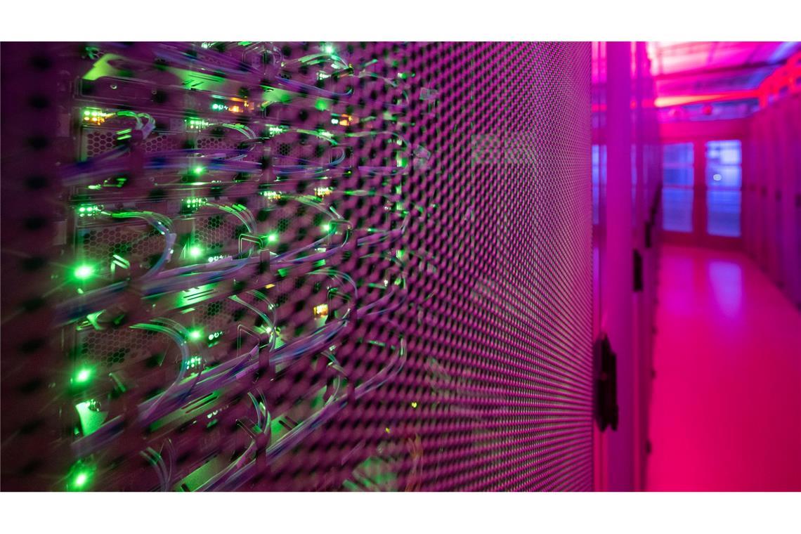 Deutschland muss dem IT-Verband Bitkom zufolge gegensteuern, um bei Rechenzentren international den Rückstand nicht noch größer werden zu lassen. (Archivbild)