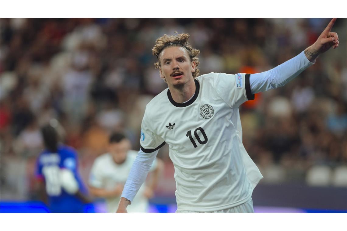 Bilder des Tages Deutschlands Nick Woltemade jubelt über seinen Treffer zum 0:2 gegen Frankreich bei der U21-EM.