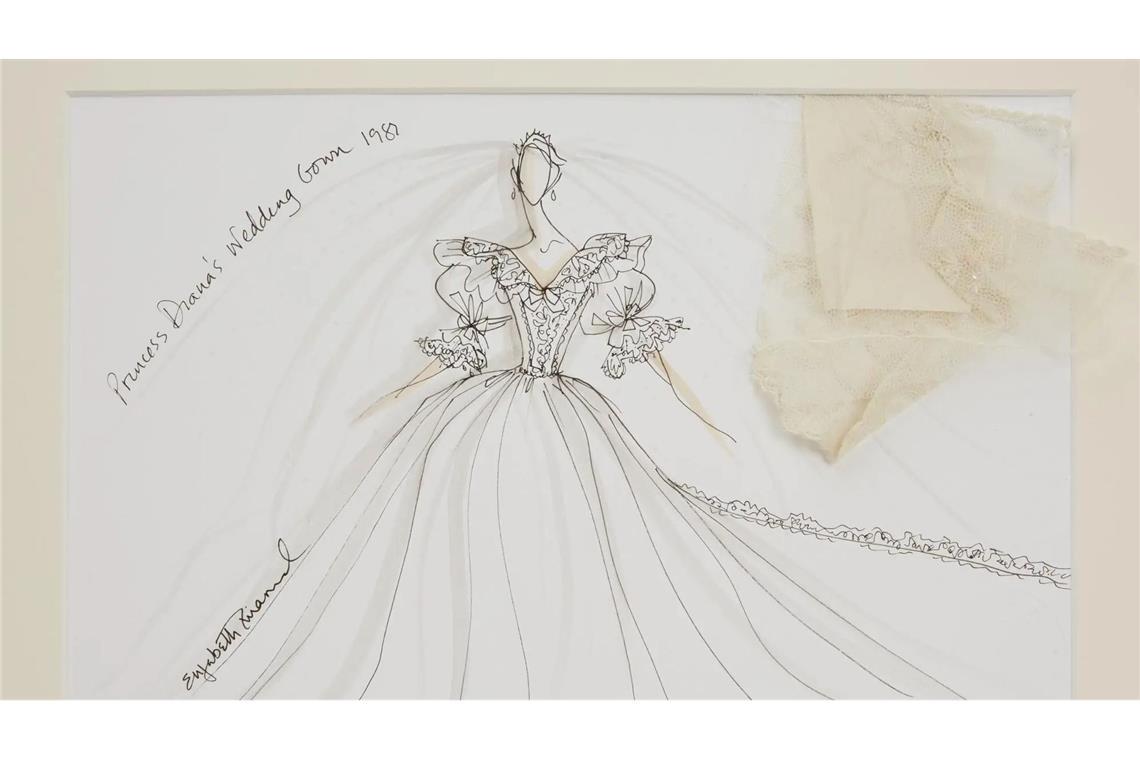 Kleidungsstücke von Prinzessin Diana werden versteigert Dianas Hochzeitskleid wurde von der Modedesignerin Elizabeth Emanuel entworfen.