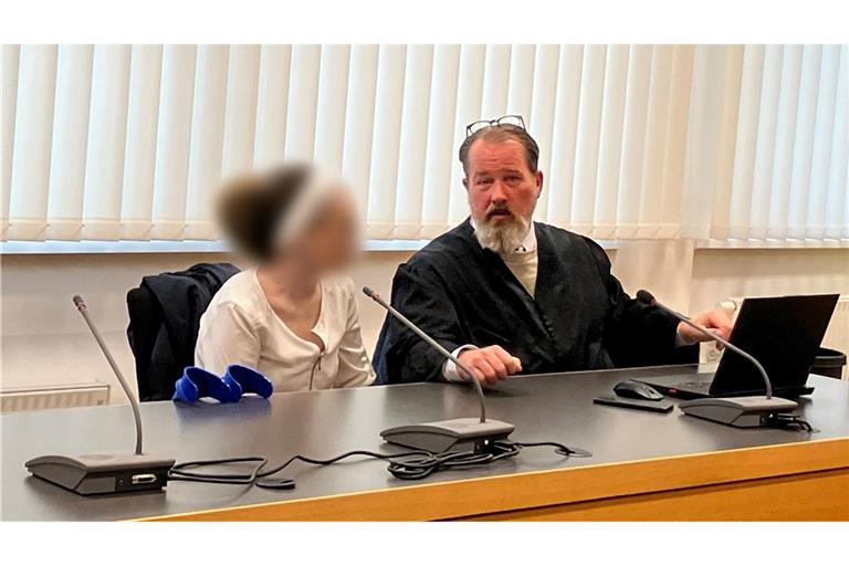 Die 26-Jährige soll ihre Tochter mit der Injektion von Keimen krank gemacht und gehalten haben.