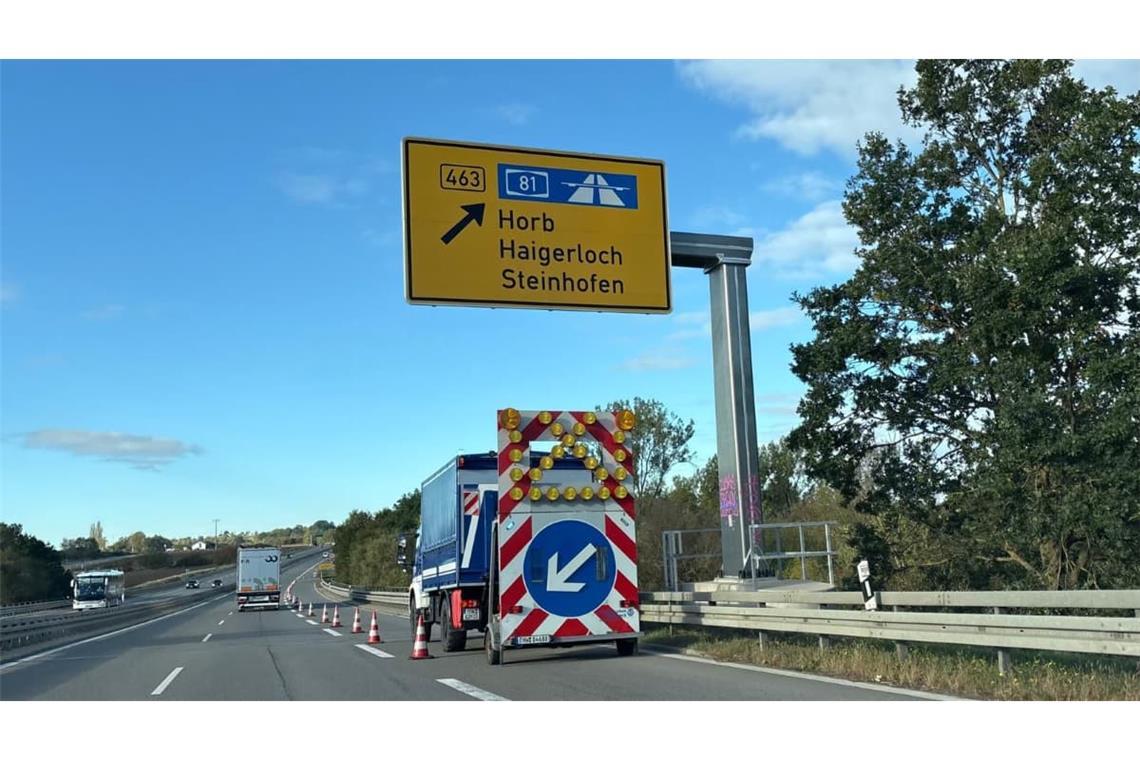 Die Abfahrt an der B 27 in Richtung Haigerloch ist gesperrt.