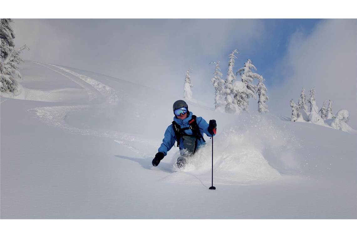 Die Abfahrt ohne Helm kann in Italien teuer werden. (Archivbild)
