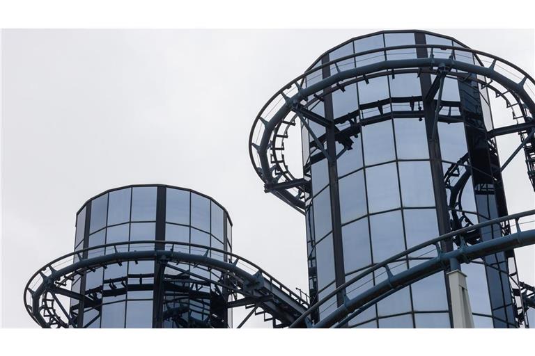 Die Achterbahn Euro-Mir ist im Europa-Park zu sehen.