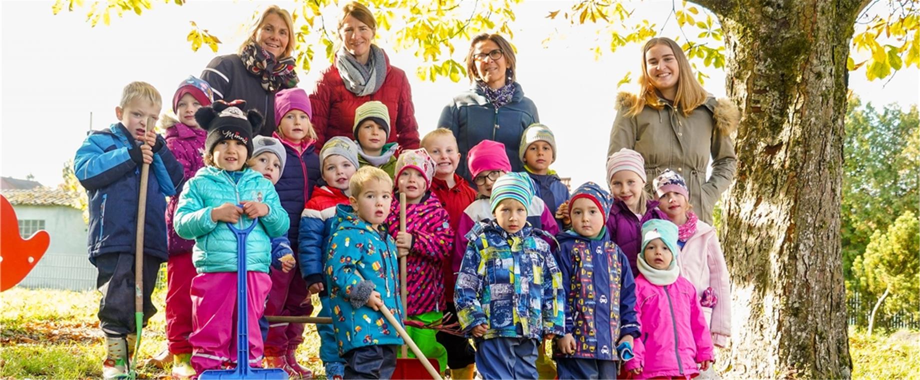 Die Aktionsgemeinschaft: Die kleinen Leute vom Kindergarten Schäferstraße und ihre Erzieherinnen. Foto: privat