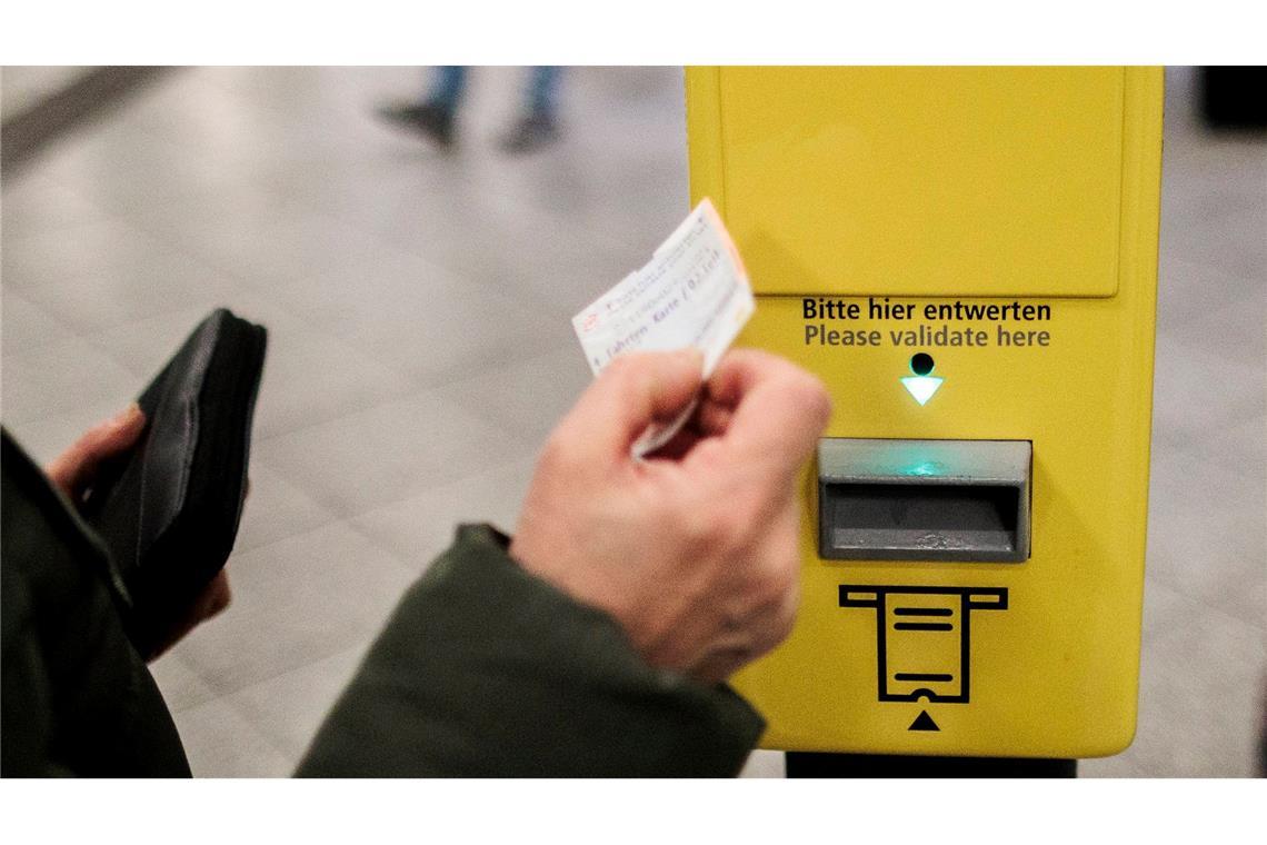 Hubig möchte Schwarzfahren entkriminalisieren – Union bremst