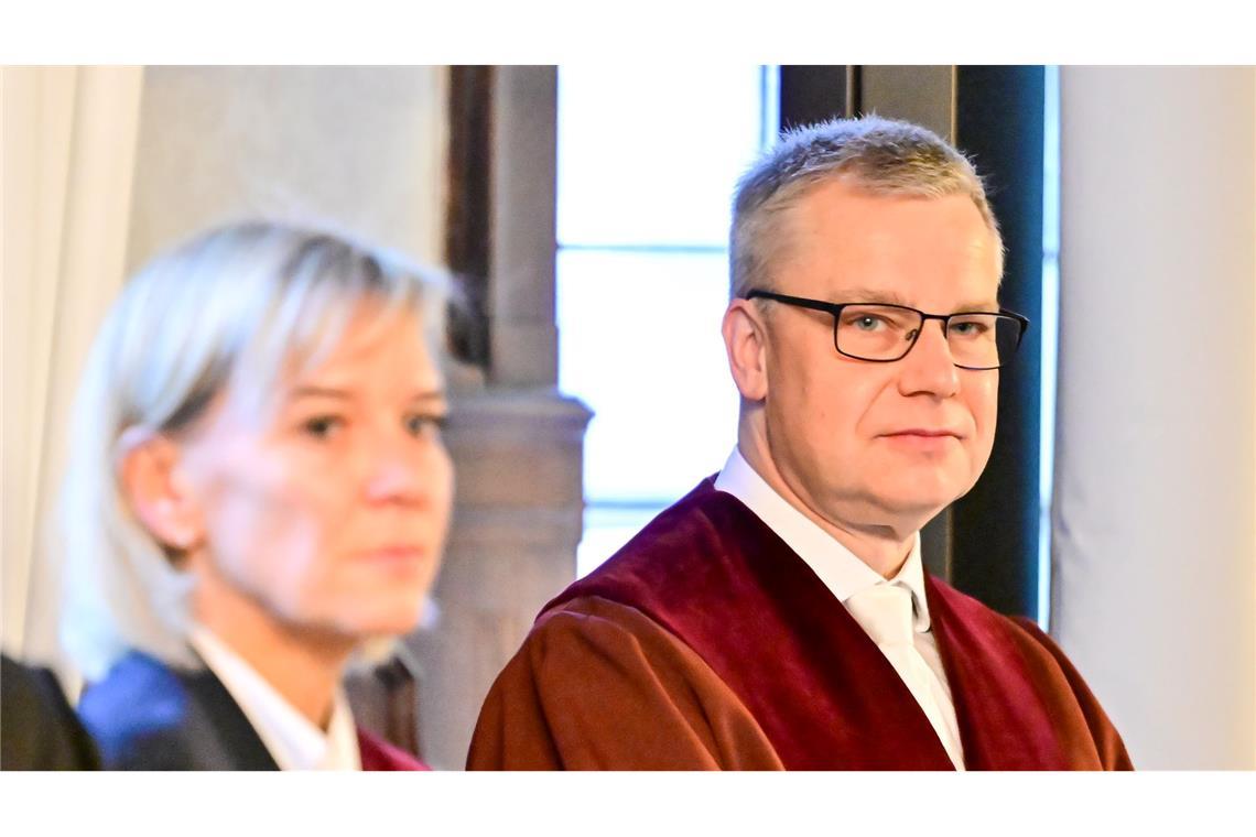 Die Angeklagte soll Angriff im Namen des IS verübt haben, so die Staatsanwaltschaft.