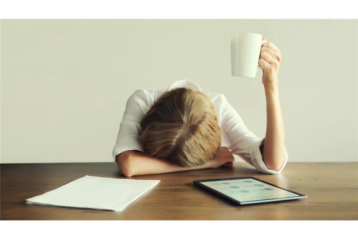 Die Arbeit im Mittleren Management kann sehr belastend sein: Von oben gibt es Druck, von unten hohe Erwartungen.