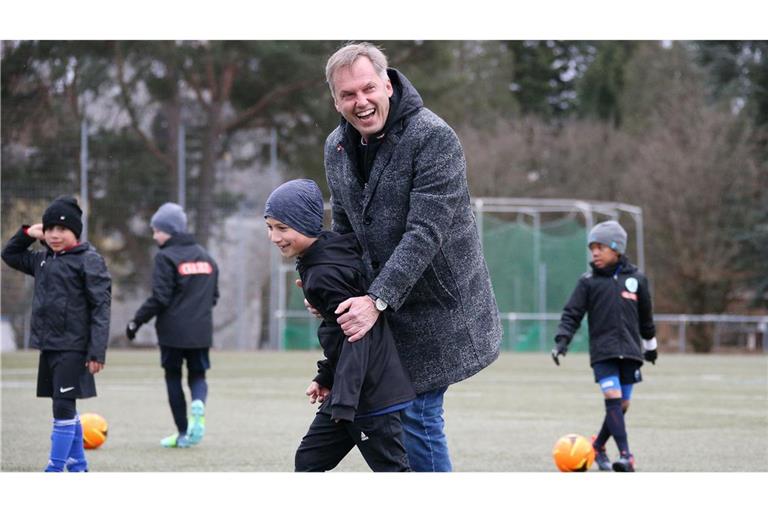 Die Arbeit mit Kinder und Jugendlichen macht Norbert Stippel Spaß – am 30. Juni beendet er auf eigenen Wunsch seine Arbeit im Nachwuchsleistungszentrum der Kickers.