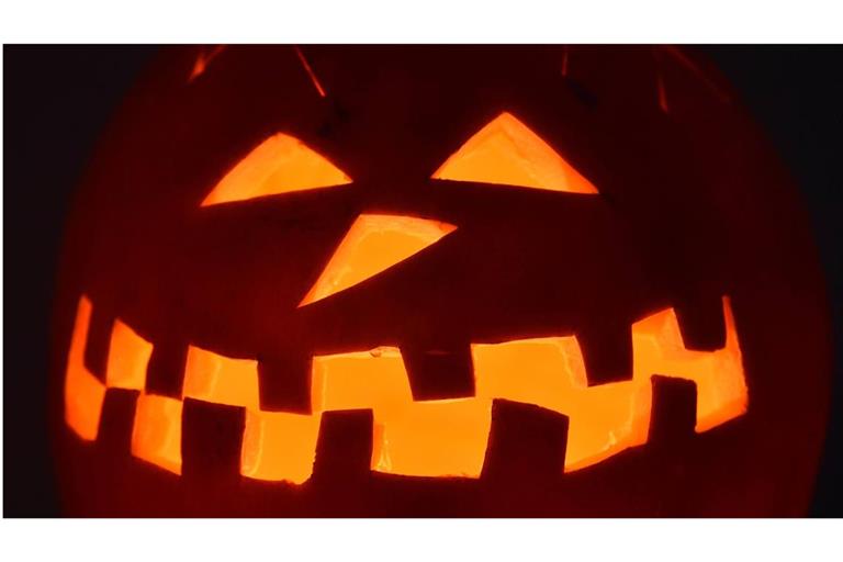 Die Associazione Internazionale Esorcisti (AIE) – der Weltverband der katholischen Exorzisten – hat vor Halloween gewarnt und es als konsumorientiertes und irrationales Fest gebrandmarkt.