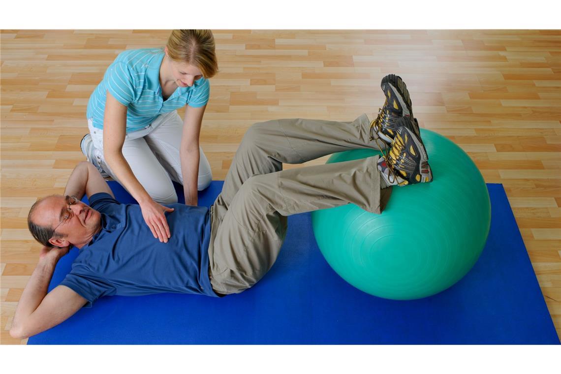 Baden-Württemberger gehen besonders oft zum Physiotherapeuten Die Ausgaben der Südwest-AOK für Heilmittel sind in den vergangenen zehn Jahren nach eigenen Angaben um über 84 Prozent gestiegen.
