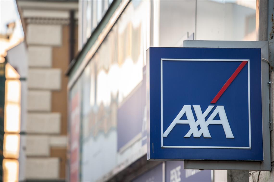 Die AXA-Aktie fällt um 2 % auf 38,58 Euro. Erfahren Sie, wie KI-basierte Vertriebskanäle wie ChatGPT den Versicherungsmarkt verändern und welche Chancen und Risiken sich für AXA ergeben.