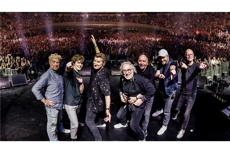 Die Band Pur verspricht lange Abende mit Hits und neuen Songs in deutschlandweit zehn Hallen.