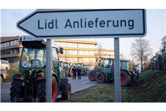 Die Bauern protestierten gegen die Preispolitik von Lidl.