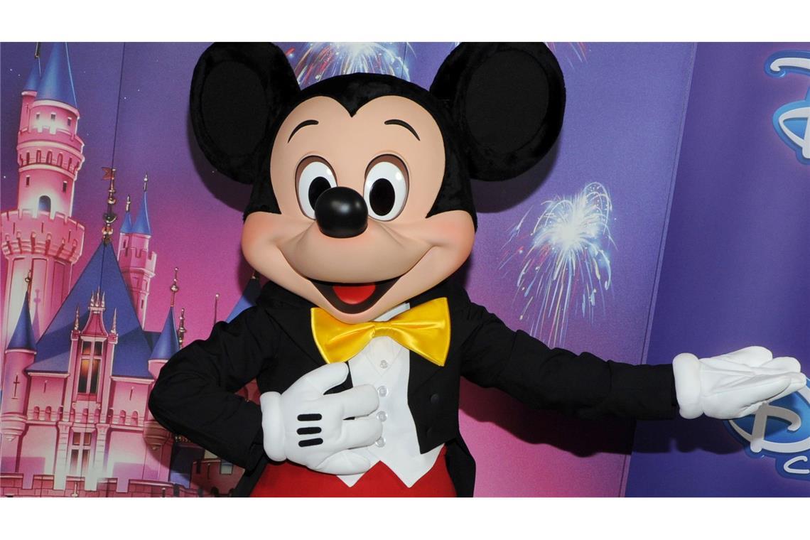 Bayern im Disneyland: WM aber kein Micky-Maus-Turnier Die Bayern zu Gast bei Micky Maus, der weltberühmte Zeichentrickfigur von Walt Disney.